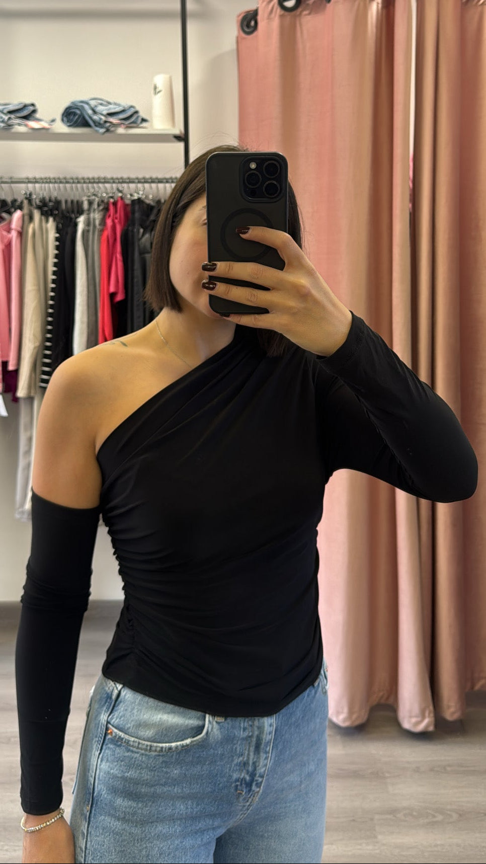 Basic Top - Black/Red